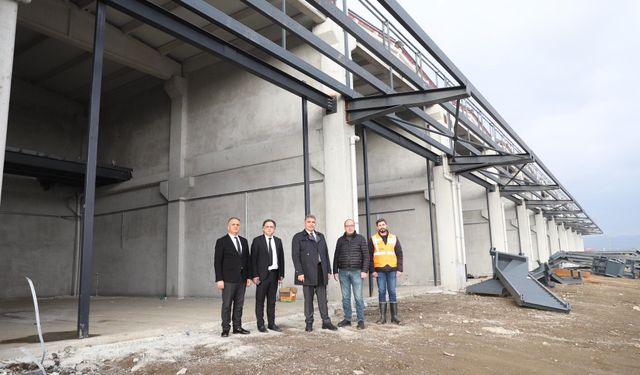 Vali Aslan, inşaatı devam eden sanayi sitesini inceledi