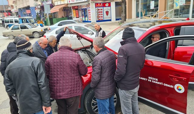 Türkiye'nin yerli otomobili TOGG’a Beyköy’de yoğun ilgi gördü