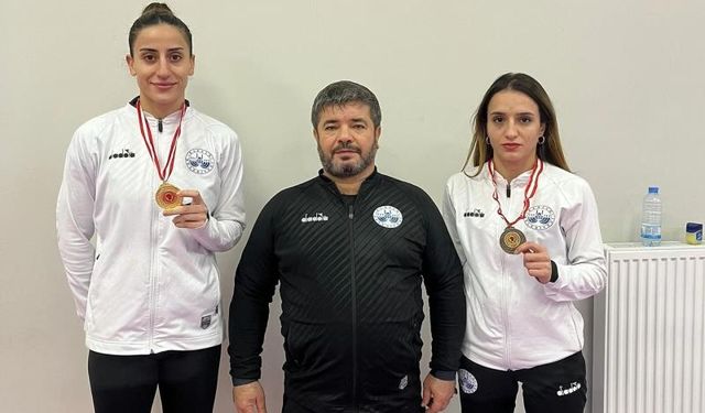 Gizem Özer’den altın madalya