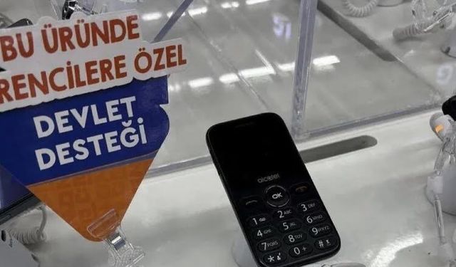 Devlet desteğiyle öğrencilere satılan telefon sosyal medyayı salladı! 