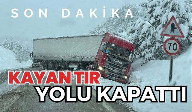 Bolu'da kayan tır yolu kapattı