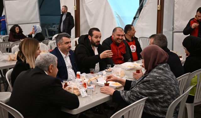 Yıldırımlılar iftar sofrasında buluştu