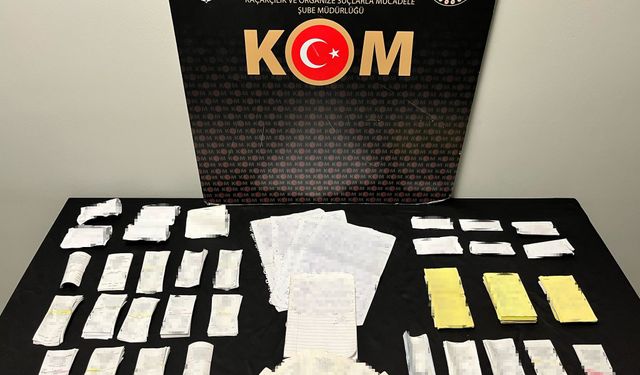 Bursa'da sahte akaryakıt fişi düzenleyerek vergi kaçıran 12 kişi yakalandı
