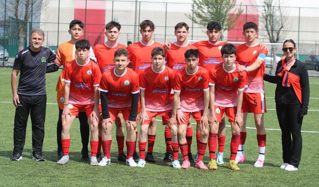 U17 B Grubu'nda Lider Taşkestispor, Zorlu Geredespor Engelini Aştı: 3-2