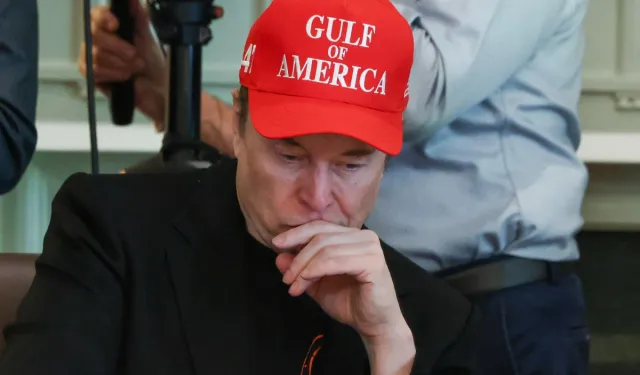 Donald Trump: Elon Musk istediği kadar yönetimde kalabilir