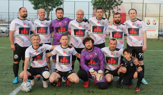 Veteranlar B Grubu’nda Nefes Kesen Maç 2-2