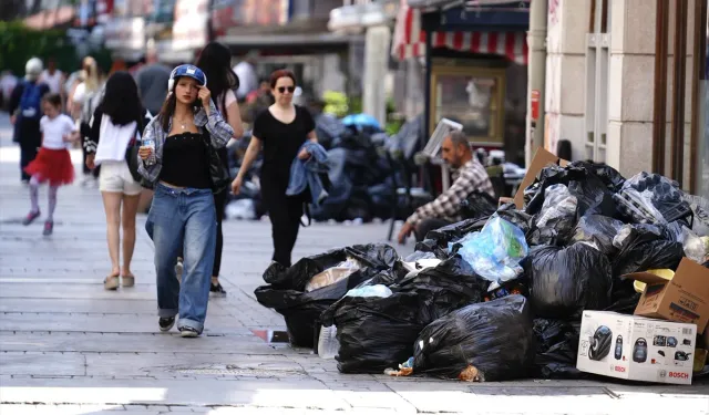İzmir'de anlaşma yapılamadı: İşçilerin grevi devam edecek