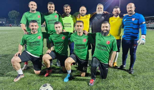 Seben 1453 Osmanlıspor'dan Gövde Gösterisi: 11 Golle Yarı Finalde