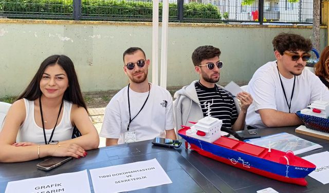 Kariyer çadırları lise öğrencileri için kuruldu