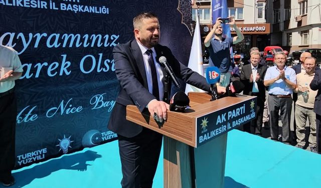 AK Parti Balıkesir Teşkilatının Bayram coşkusu meydana sığmadı