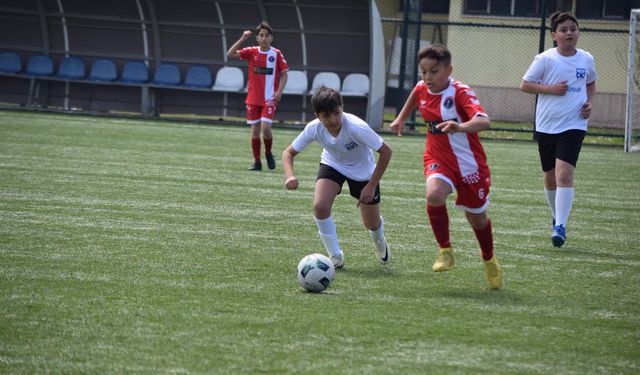 Ayaz Ege Şener U11 Ligi’nde Dikkatleri Üzerine Çekti