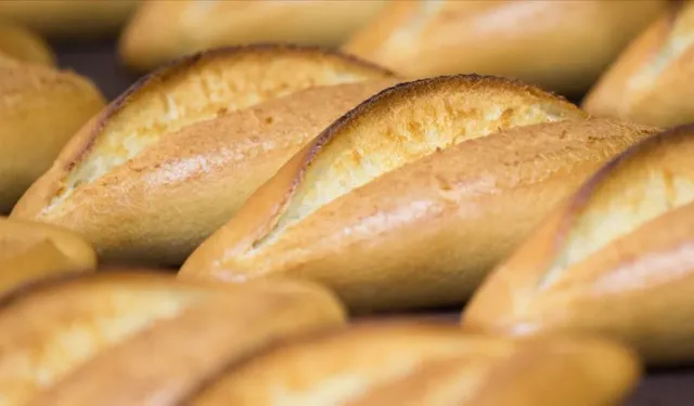 İzmir'de ekmeğe zam: 200 gram ekmek 15 TL oldu