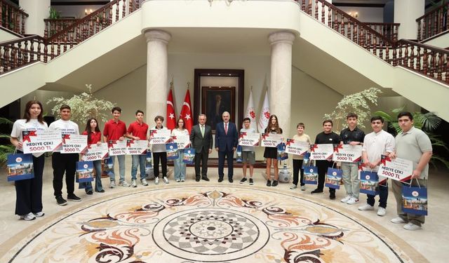 LGS şampiyonları ödüllendirildi