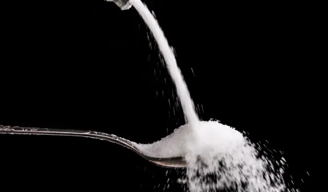 Fazla tuz tüketimi sağlığınızdan edebilir: Felç olma riskini artırıyor