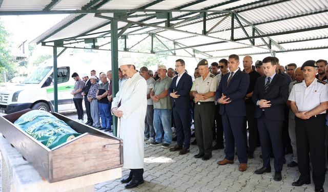 Kıbrıs gazisi son yolculuğuna uğurlandı
