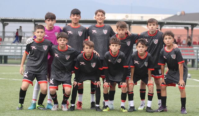 14 Futbol Kulübü Yoluna Kayıpsız Devam Ediyor