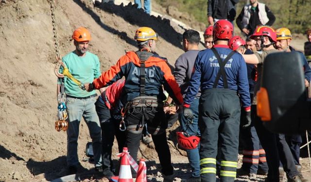 İşçi 30 metrelik kuyuya düştü, ekipler seferber oldu