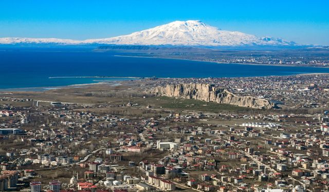 Tarihi Van Evleri: Kerpiç Duvarların Ardındaki Kayıp Hafıza