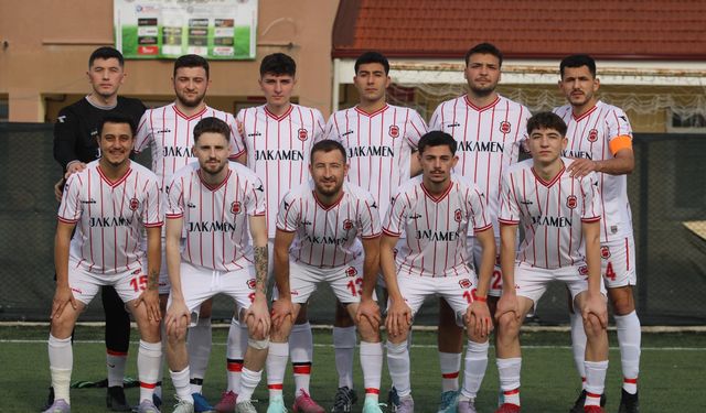 Gol Dolu Mücadelede Kazanan Yok: Belediyespor 2-2 Sebenspor