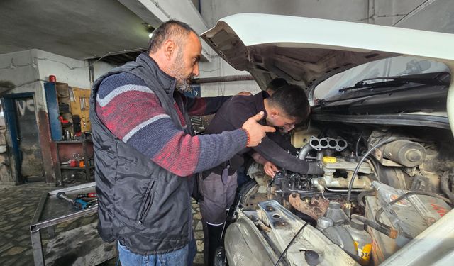 Sorgun Mesleki Eğitim Merkezi'nde ustalaşan öğrenciler istihdama katkı sağlıyor