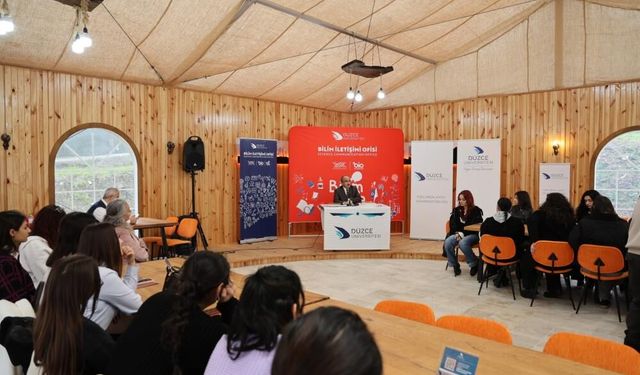 Bilim Kafe’de her yönüyle Mehmet Akif konuşuldu