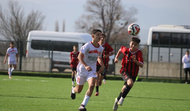 Gelişim Ligi U14’de Boluspor ve Çorum FK Puanları Paylaştı
