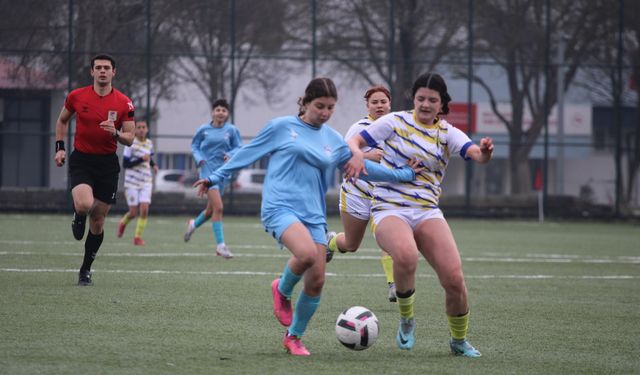 Karaçayırspor’dan Kadın Futboluna Anlamlı Katkı