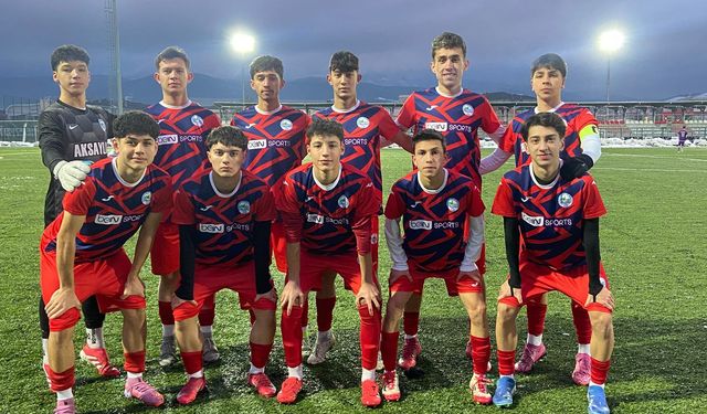 Taner Akça Şov Yaptı, Kıbrıscıkspor 5 Golle Kazandı