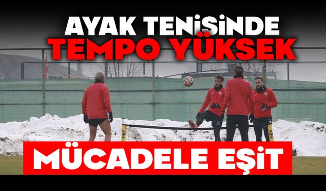 Ayak tenisinde tempo yüksek, mücadele eşit