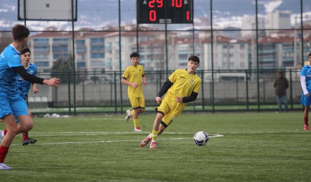 İki Sezon Üst Üste Gol Krallığı Mustafa Efe’den