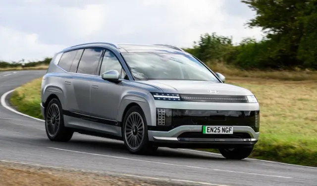 Elektrikli araç satışları yüzde 3 düşüşle 1,2 milyona geriledi