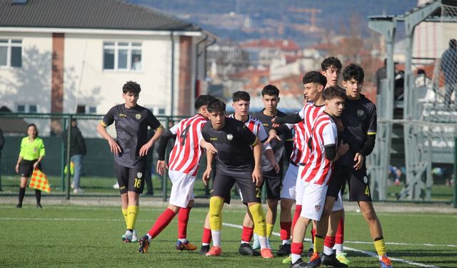 14 Futbol Kulübü’nden Kritik Başlangıç