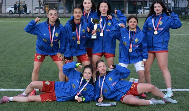 Sokak Futbolunun Ruhu Bu Turnuvada Yaşadı