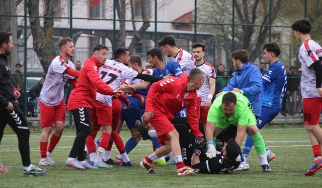 Karaçayır’da Büyük Maça Gölge: Goller Sevindirdi, Olaylar Üzdü