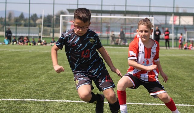 Bolu 14 FK’dan Net Galibiyet: 3-0