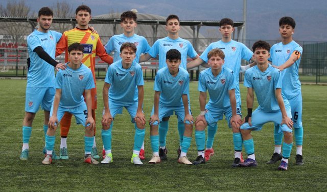 14 Futbol Kulübü, U17 Ligi’ni Beraberlikle Tamamladı