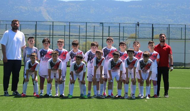 U11’de Bolu Gençlerbirliği Farklı Kazandı