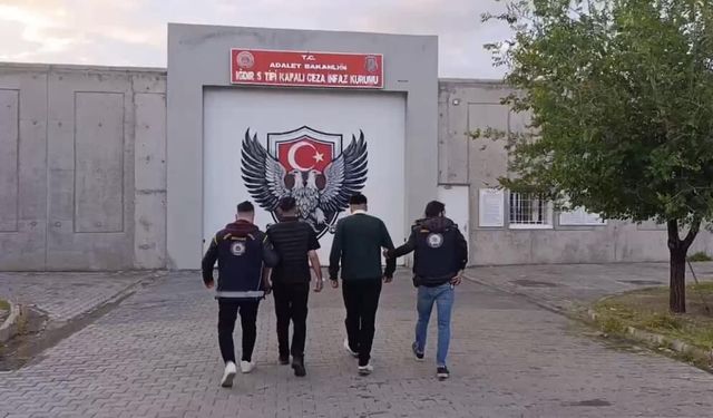 İnsan ticareti suçundan aranan 2 şüpheli, Dilucu Sınır Kapısı’nda yakalandı