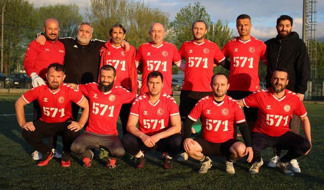 1453 Osmanlıspor Liderliği Bırakmadı