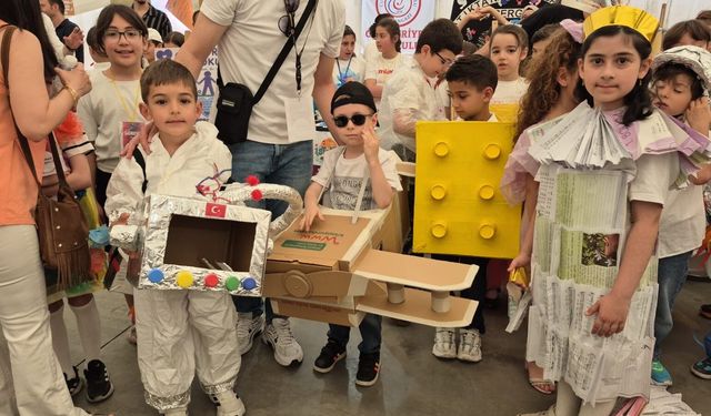 Sultangazi'de "Eğitime Dair Her Şey" Şenliği yoğun ilgi gördü