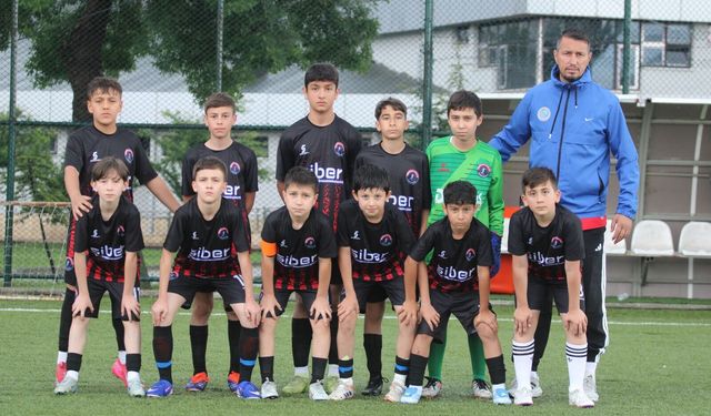 Bolu Gençlerbirliği Alkışlarla Veda Etti