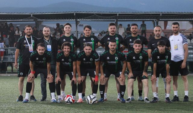 Bahçeköy Farklı Kazandı, Son 32 Biletini Aldı