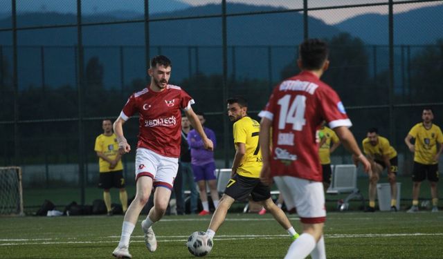 Her Maç Final Havasında: Gruplarda Dengeler Değişiyor