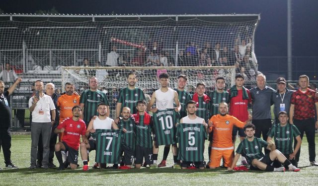 Bakırlı Kozlu’dan Farklı Galibiyet! Son 32 Biletini Aldı