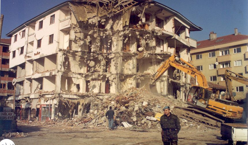 12 Kasım 1999 depremi