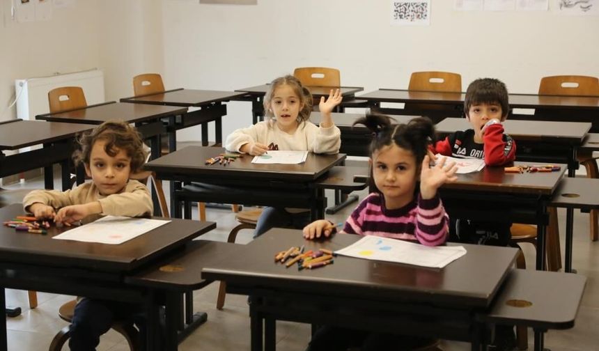 Serdivan Çocuk Akademisi atölyeleri devam ediyor