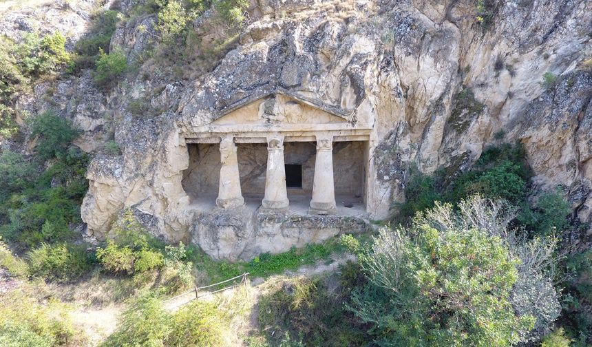 Sinop’un saklı tarihi mekanı: Boyabat kaya mezarları