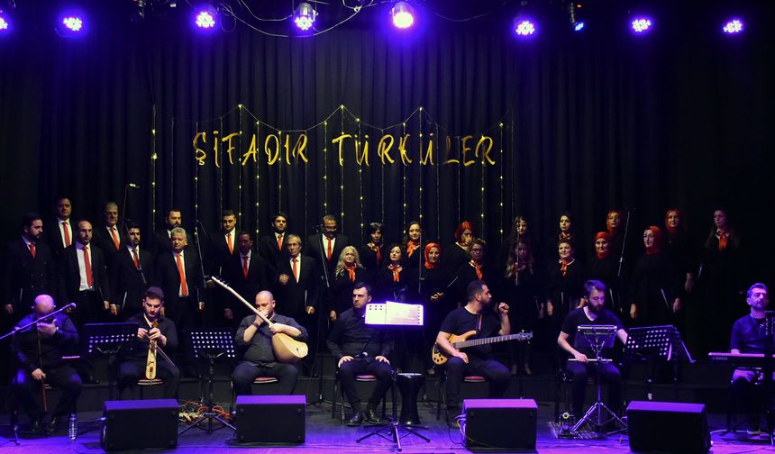 Trabzon'da "Şifadır Türküler" adlı konser düzenlendi
