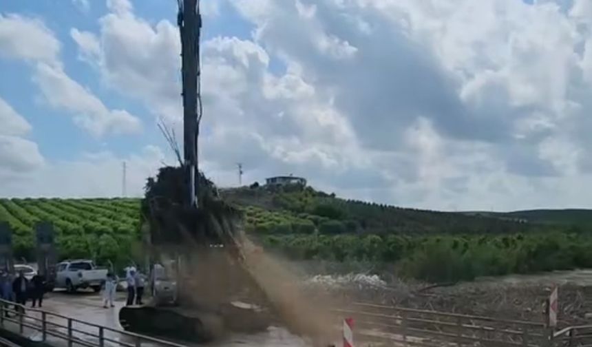 Adana ilçelerinde tarım arazileri sular altında kaldı