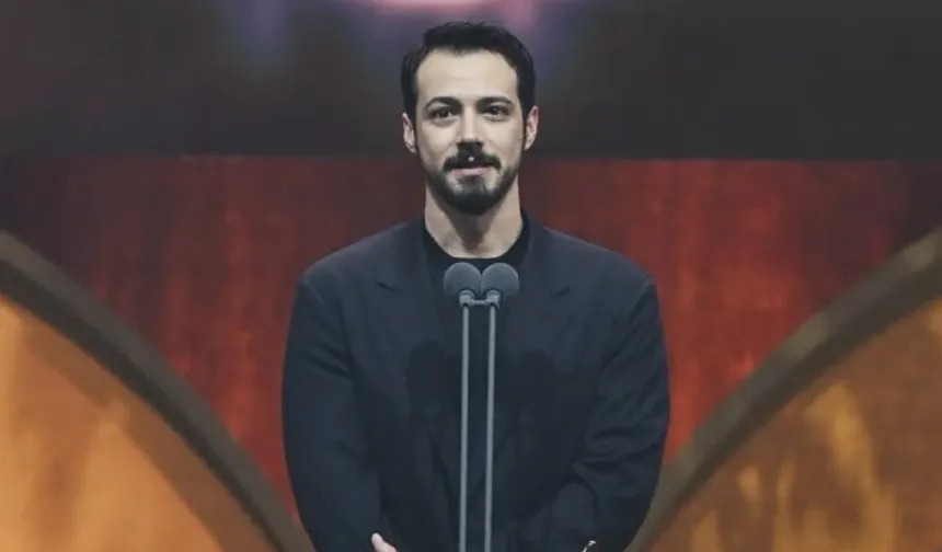 Mert Yazıcıoğlu'ndan üzen itiraf: "Çocukken evimize haciz memurları gelirdi"